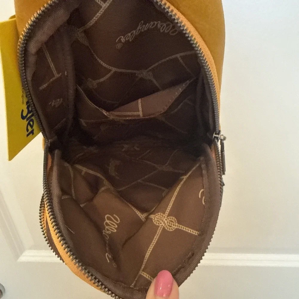 Wrangler NWT Western 100% Leather Mustard Yellow Sling Crossbody Purse